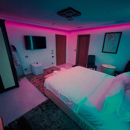 Hotel Rosa Blu Tirana Zewnętrze zdjęcie